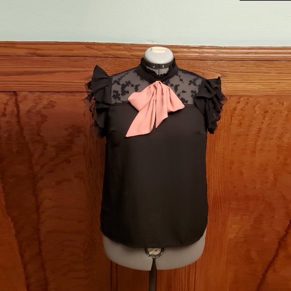 Black Lace Flutter Sleeve Blouse with Tie Neck BN - Picture 1 of 4